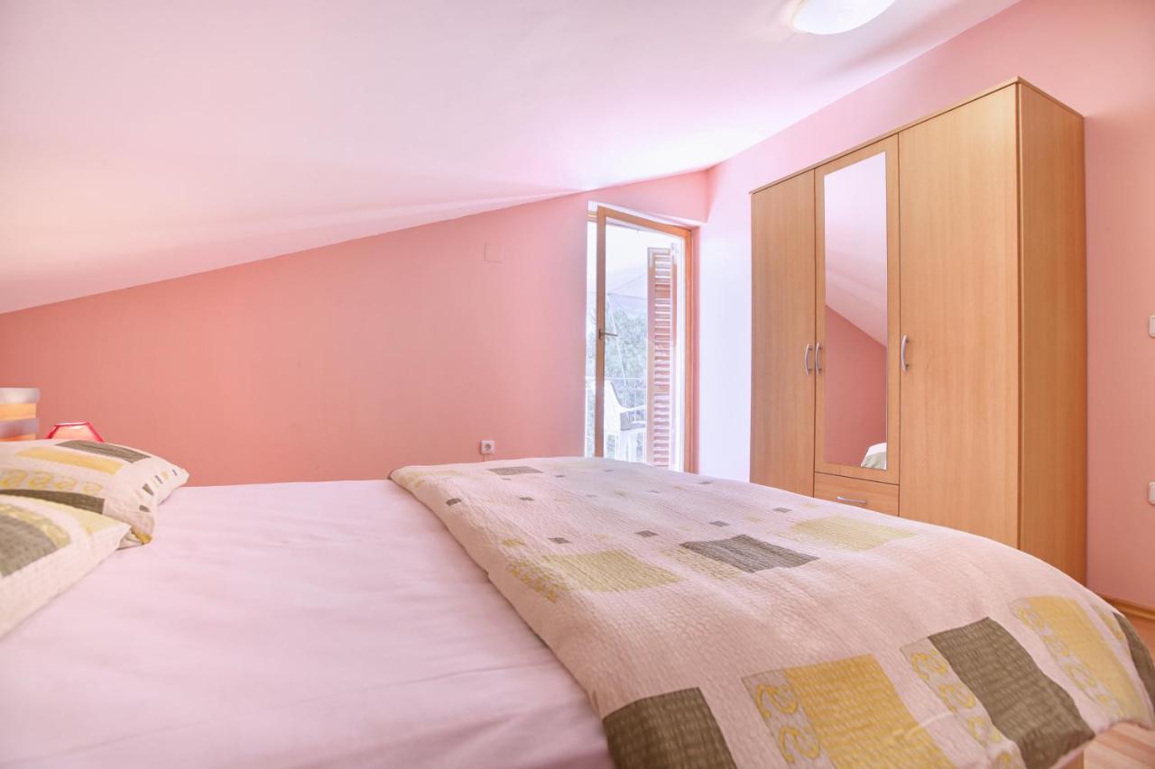 Mladen Appartement Medulin Buitenkant foto